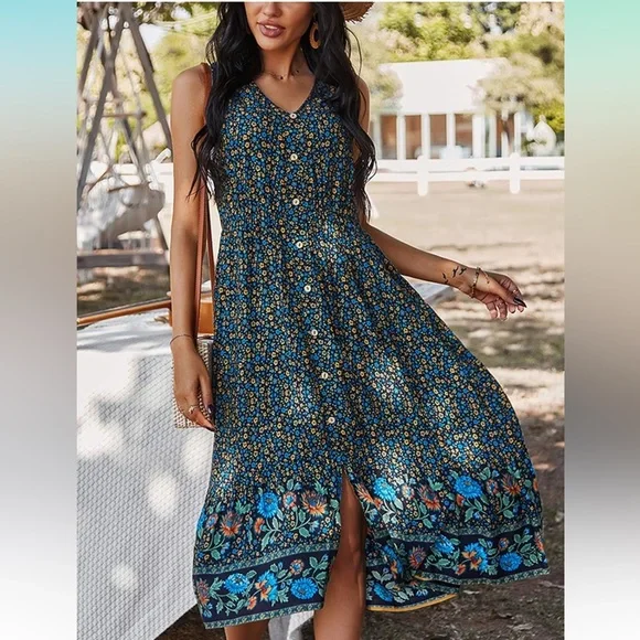 Bohemian floral dress with faux button front. Size medium. - Picture 4 of 6